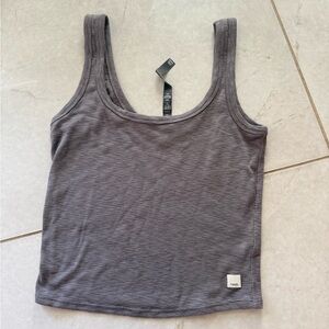 Vuori Women’s Tank Top | Gently Used